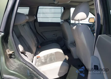 2006 Jeep Grand Cherokee Overland z USA, uszkodzony, nr VIN 1J8HR68286C331619